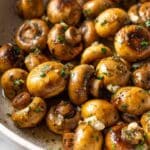 15-Minute Garlic Mushrooms with Parsley Recipe