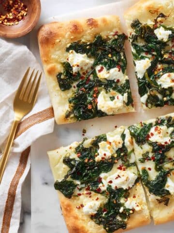 Garlic Spinach Pizza with Feta and Mozzarella Recipe