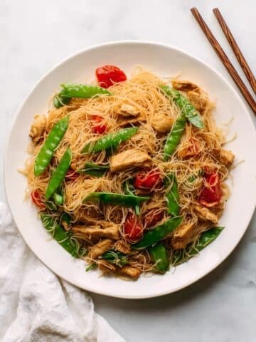 Quick & Easy Singapore Curry Noodles Recipe
