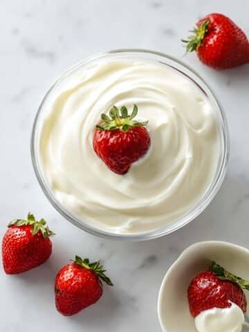 5 Minute Healthy Greek Yogurt Cream Cheese Frosting Recipe