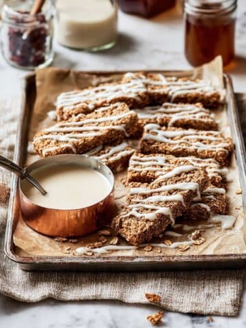 Cinnamon Roll Granola Clusters Recipe