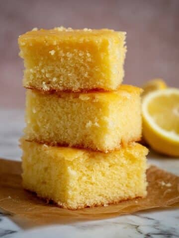 Amazing Lemon Brownies Recipe