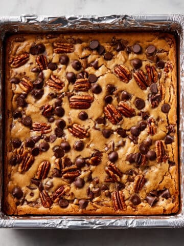 Biscoff Blondies with Pecans and Chocolate Chips Recipe