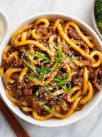 Vegan Garlic Udon Noodles (15-Minute Easy Recipe) Recipe