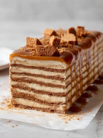 No-Bake Cookie Butter Icebox Cake with Lotus Biscoff Recipe