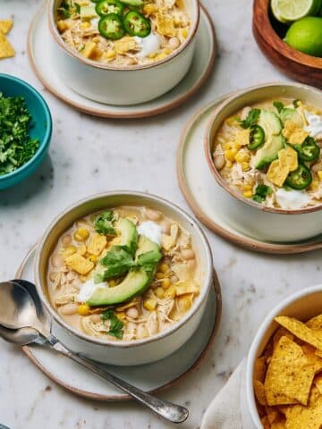 Slow Cooker White Chicken Chili with Cottage Cheese and Green Chiles Recipe