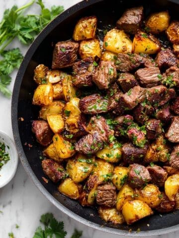 Garlic Butter Steak Bites and Potatoes Recipe