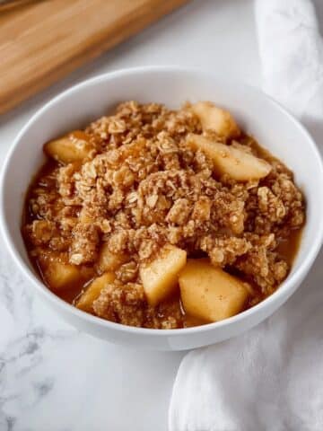 Tasty Sourdough Discard Apple Crisp Recipe