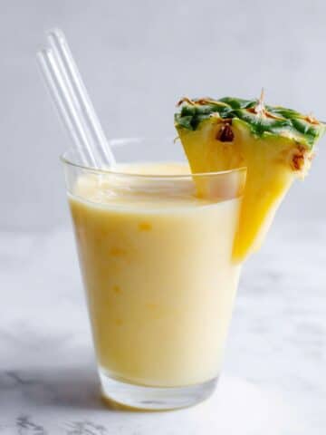 Tropical Pineapple & Mango Smoothie Recipe