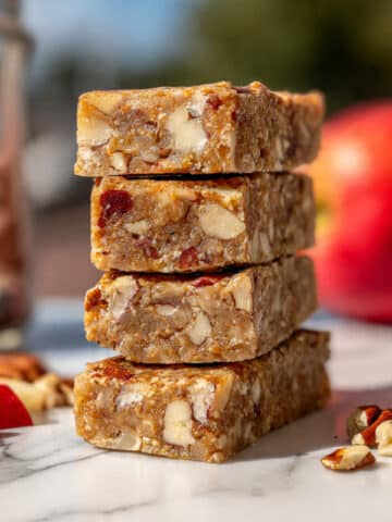 Apple Pie Protein Bars Recipe