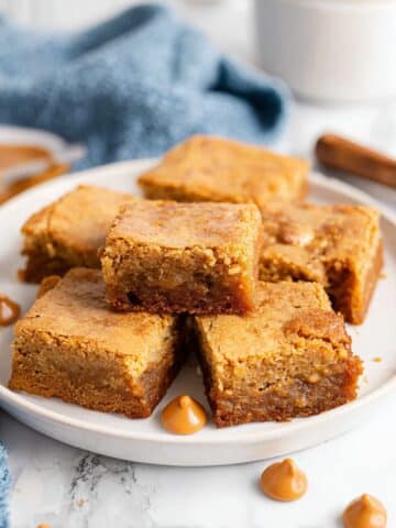 Chewy Butterscotch Blondies Recipe