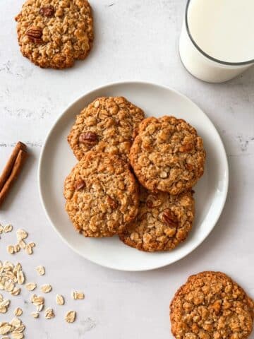 Oatmeal Chai Cookies with Pecans Recipe