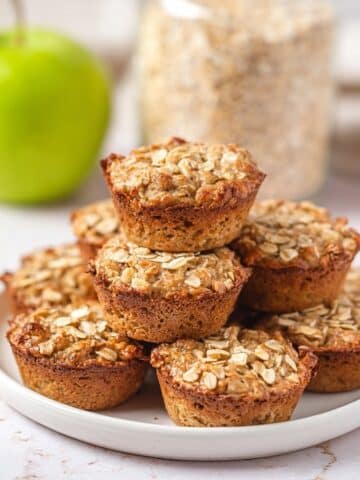 Apple Cinnamon Baked Oatmeal Cups Recipe