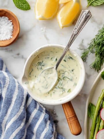 Dill Sauce with Yogurt and Lemon Recipe