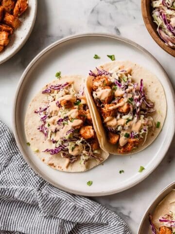 Easy Blackened Salmon Tacos (15 Minutes) Recipe