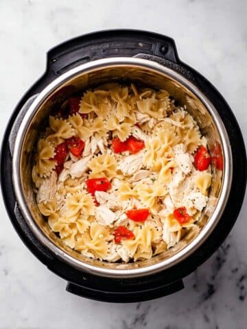Instant Pot Bruschetta Chicken Pasta Recipe