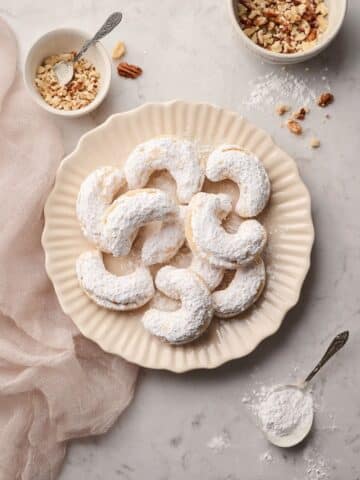 Pecan Crescents Recipe