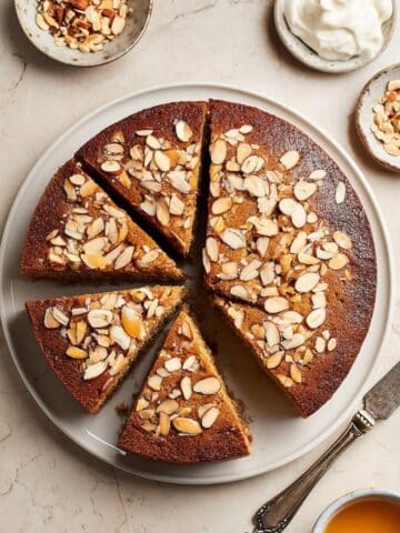 Honey Spice Cake with Almonds Recipe
