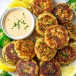 Healthy Tuna Cakes with Spicy Sriracha Aioli Recipe