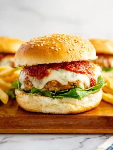 Italian Chicken Burgers with Marinara, Mozzarella, and Pesto Recipe