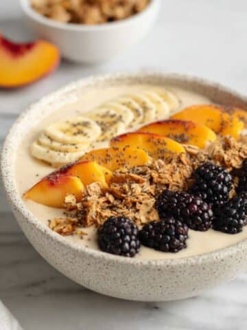 Peach Smoothie Bowls Recipe