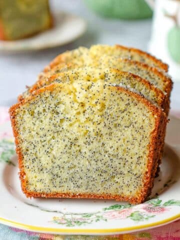 The Best Lemon Poppy Seed Bread Recipe