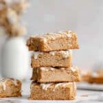 Cinnamon Roll Blondies Recipe