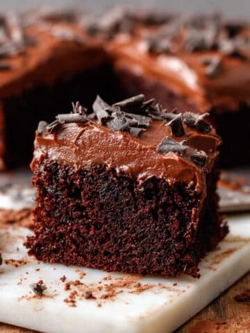 Moist Chocolate Fudge Cake Recipe
