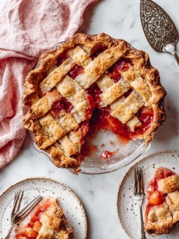 Best Strawberry Rhubarb Pie Recipe