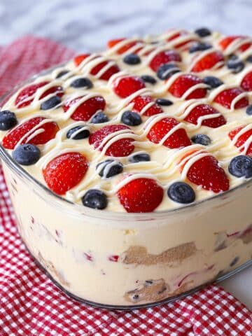 No Bake Summer Berry Icebox Cake Recipe