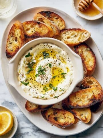 Whipped Ricotta Dip with Honey Recipe